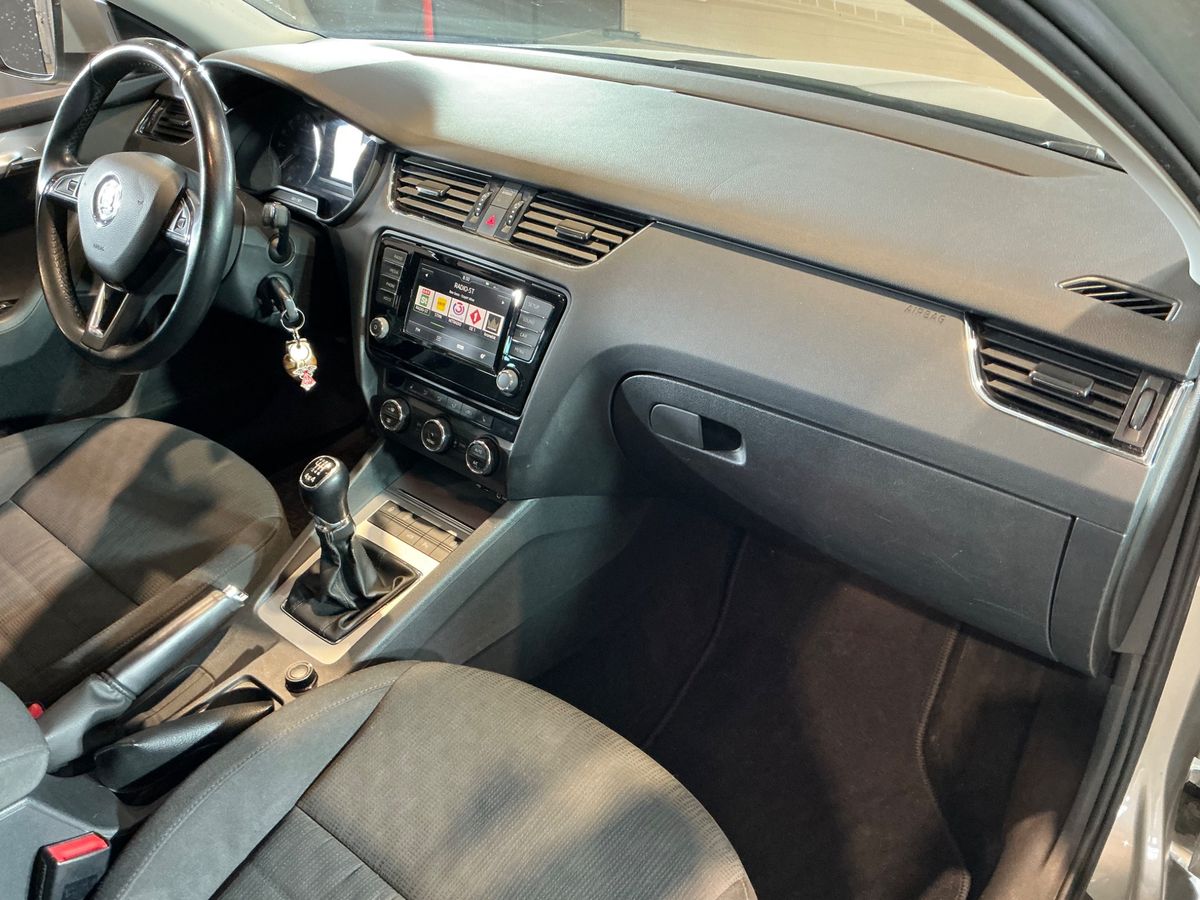 Skoda Octavia 2015 — photo 46