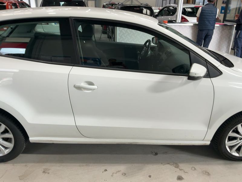 Volkswagen Polo 1.4 TDI Trendline Societe Reversible BlueMotion Tech — zdjęcie 7