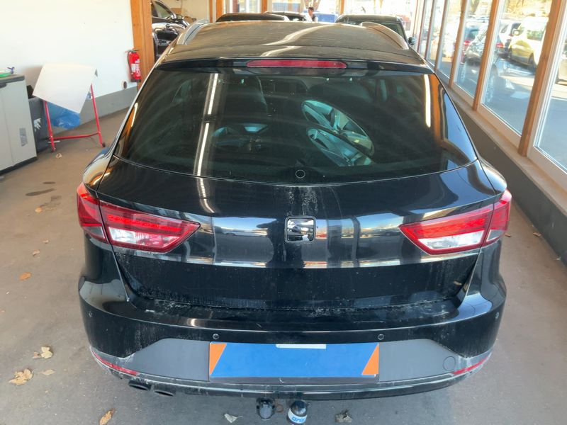 Seat Leon 2.0 TDI FR — zdjęcie 5