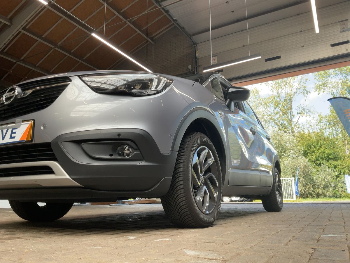 Opel Crossland X 1.2 Turbo Opel 2020