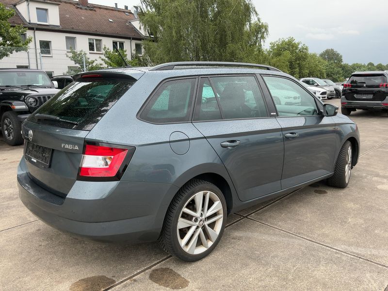 Skoda Fabia 1.2 TSI Joy 2017 – снимка 8