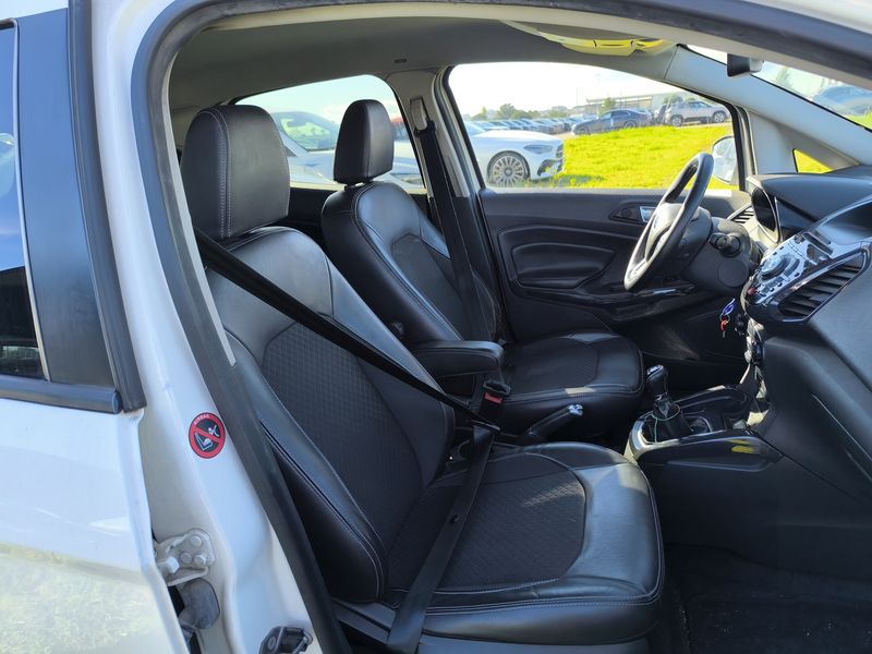 Ford EcoSport 1.5 TDCi Titanium — zdjęcie 10