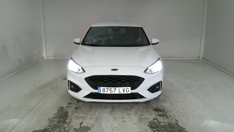 Ford Focus 1.0 EcoBoost Mild-Hybrid ST-Line — zdjęcie 6