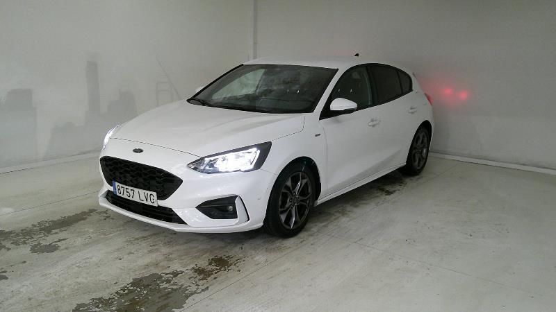Ford Focus 1.0 EcoBoost Mild-Hybrid ST-Line — zdjęcie 1