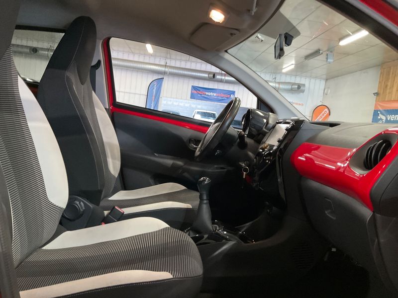 Peugeot 108 1.2 VTi Collection — zdjęcie 3