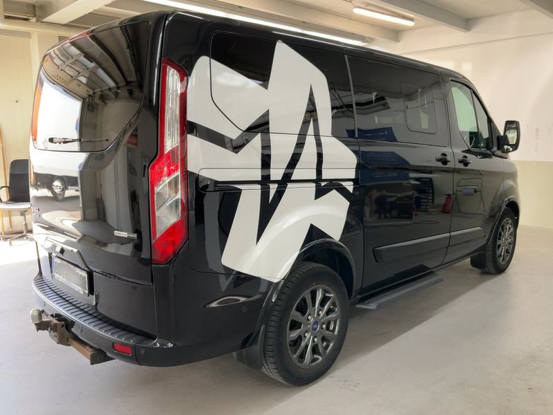 Ford Tourneo Custom 2.0 TDCi Mild-Hybrid 320 L1 Tourneo Titanium X — zdjęcie 6