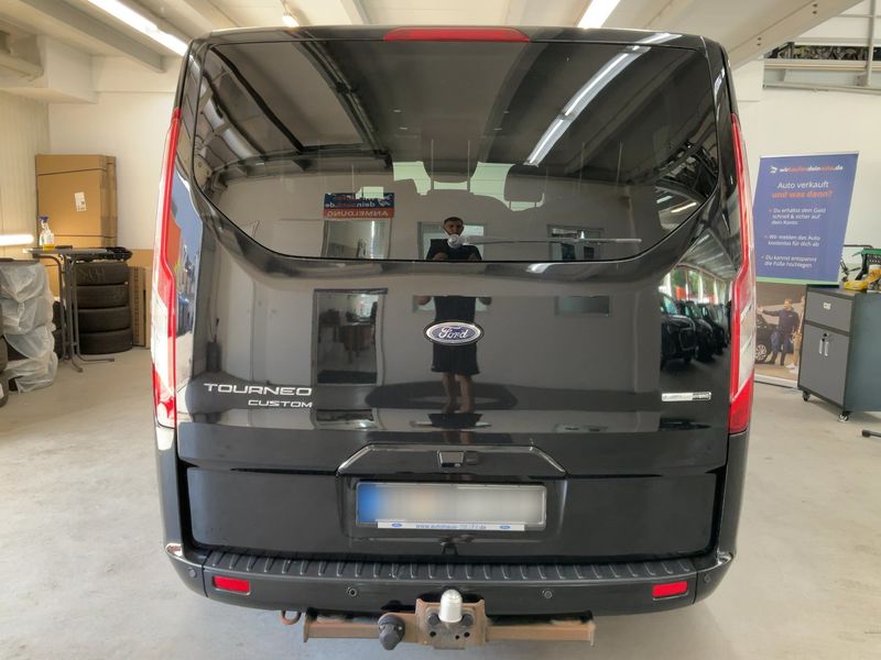 Ford Tourneo Custom 2.0 TDCi Mild-Hybrid 320 L1 Tourneo Titanium X — zdjęcie 5