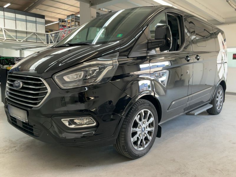 Ford Tourneo Custom 2.0 TDCi Mild-Hybrid 320 L1 Tourneo Titanium X — zdjęcie 2