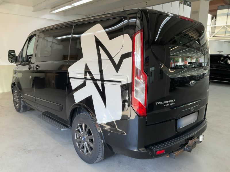 Ford Tourneo Custom 2.0 TDCi Mild-Hybrid 320 L1 Tourneo Titanium X — zdjęcie 3