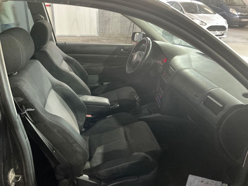 Volkswagen Golf IV 1.9 TDI GTI Edicion Especial — zdjęcie 3