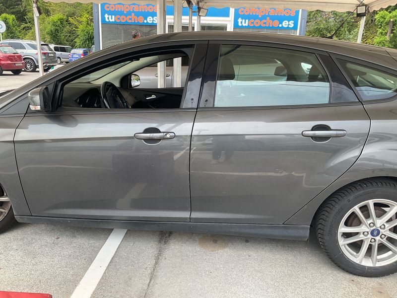 Ford Focus 1.6 TDCi Trend+ 2015 – снимка 4