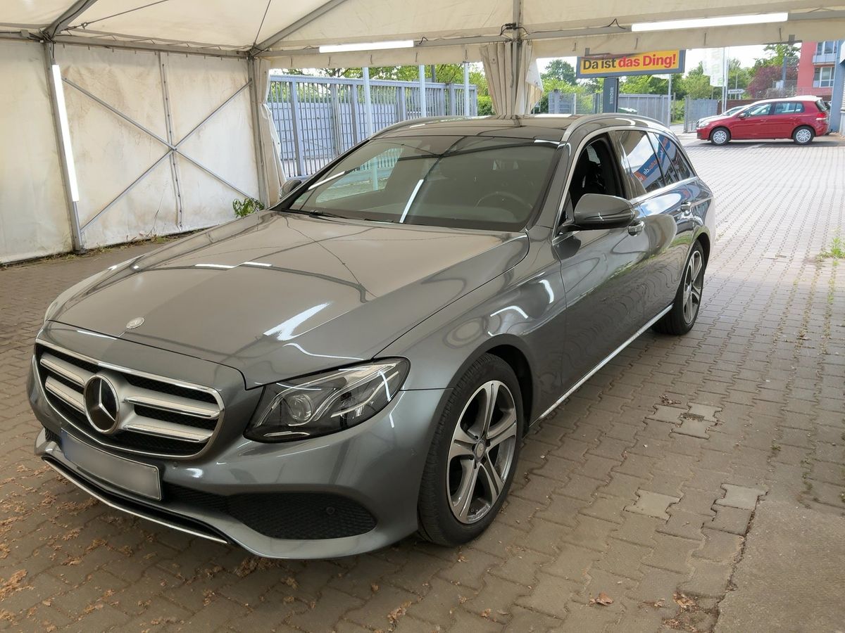 Mercedes-Benz E-Klasse 2017 — photo 1