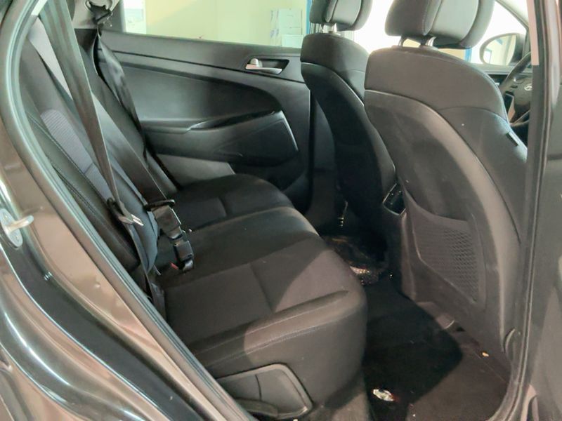 Hyundai Tucson 1.6 Classic blue 2WD 2016 – снимка 19