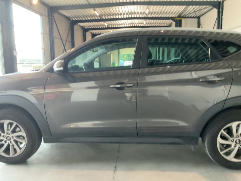 Hyundai Tucson 1.6 Classic blue 2WD 2016 – снимка 4