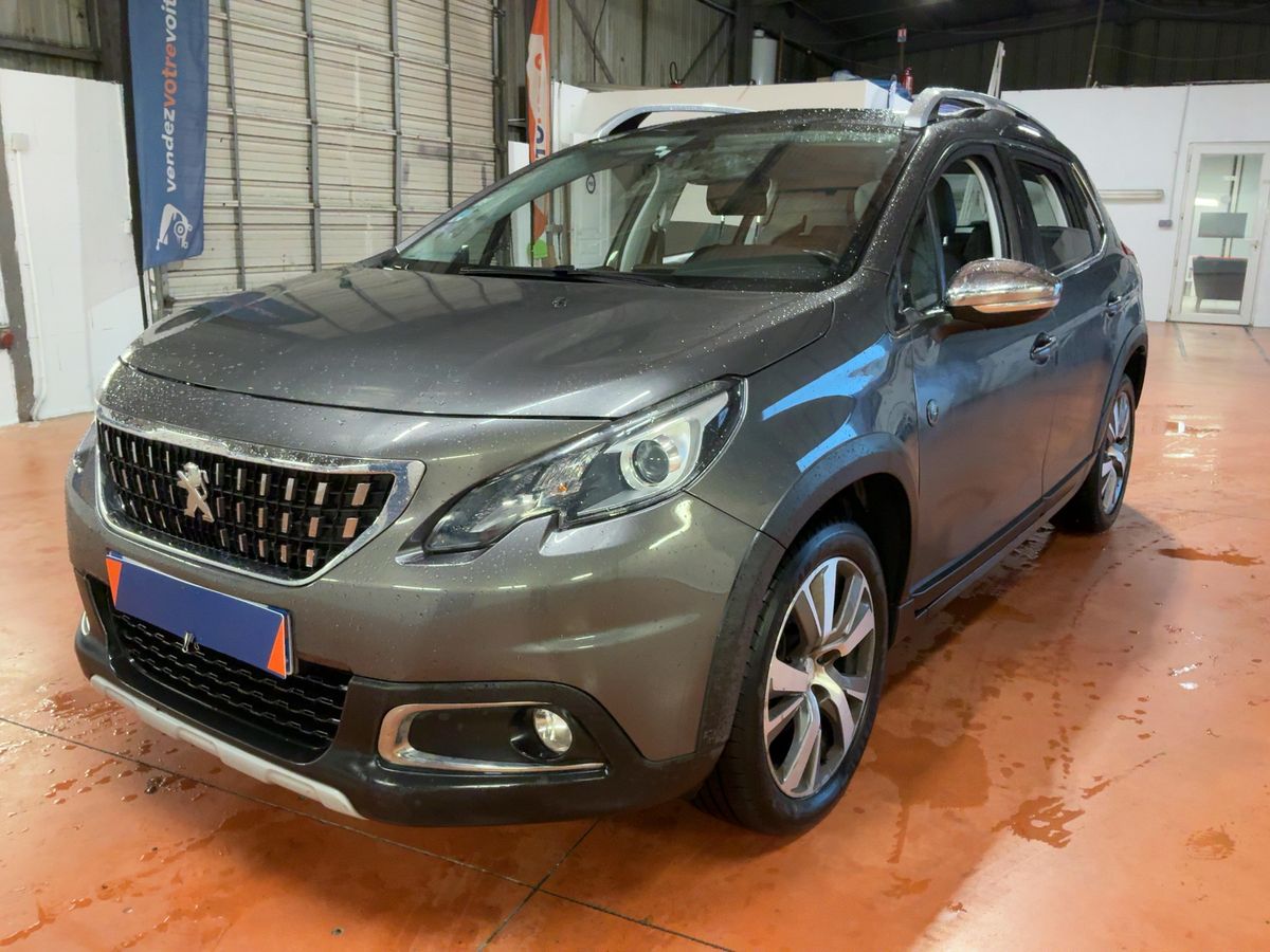 Peugeot 2008 1.2 PureTech Crossway