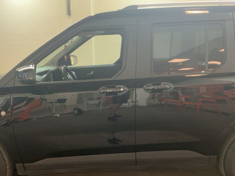 Ford Tourneo Courier 1.0 EcoBoost Titanium — zdjęcie 4