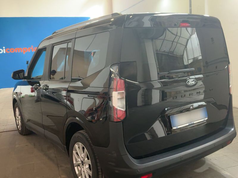 Ford Tourneo Courier 1.0 EcoBoost Titanium — zdjęcie 3