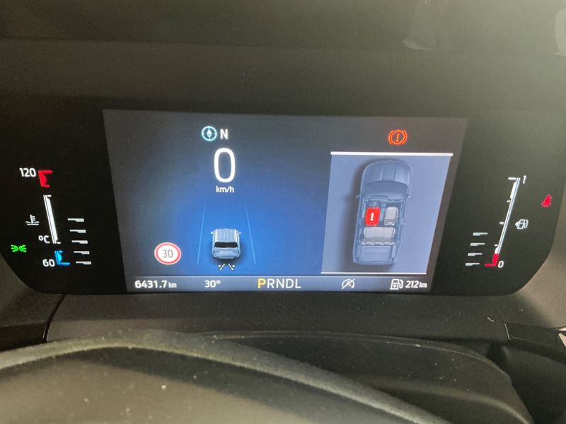 Ford Tourneo Courier 1.0 EcoBoost Titanium — zdjęcie 13