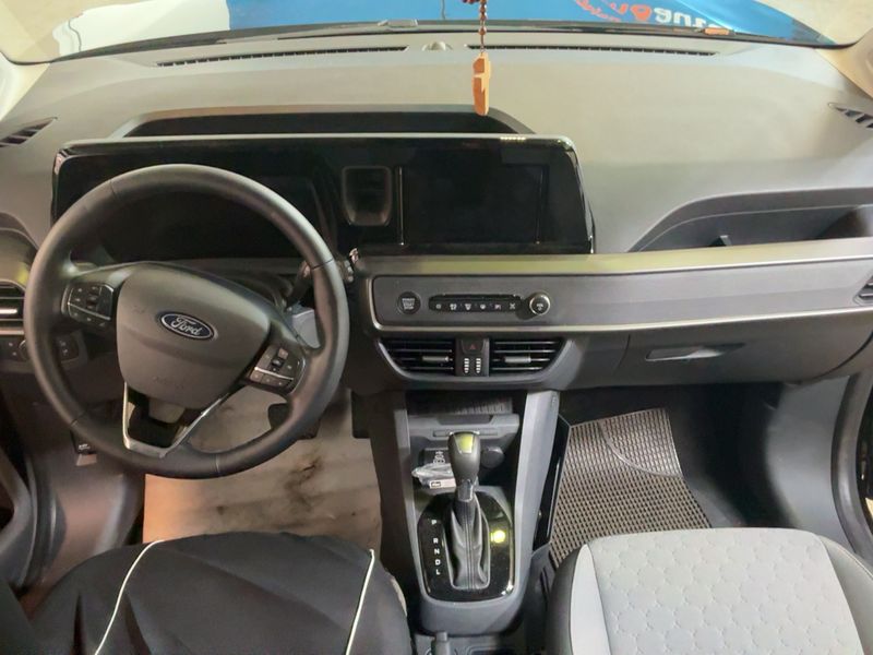 Ford Tourneo Courier 1.0 EcoBoost Titanium — zdjęcie 12