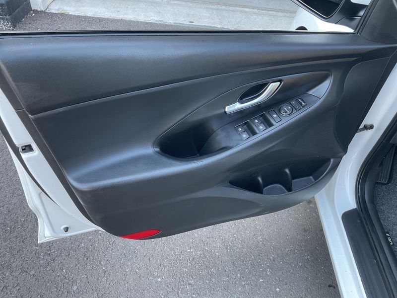Hyundai i30 1.6 CRDi Edition 30 2021 – снимка 36