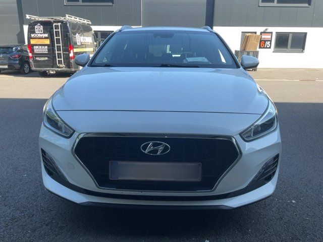 Hyundai i30 1.6 CRDi Edition 30 2021 – снимка 14
