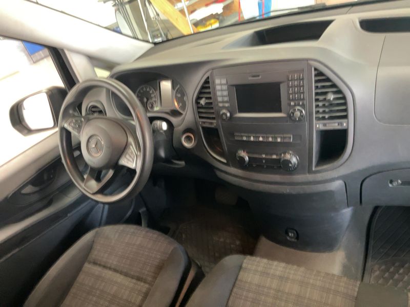 Mercedes-Benz Vito 119 CDI lang 4Matic — zdjęcie 12