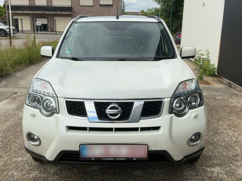 Nissan X-Trail 2.0 dCi LE 4x4 — zdjęcie 9