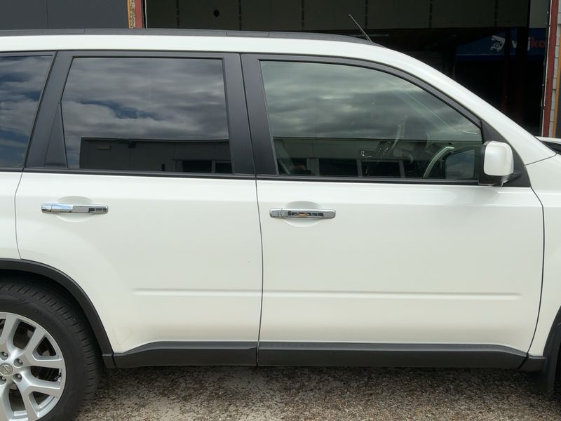 Nissan X-Trail 2.0 dCi LE 4x4 — zdjęcie 7