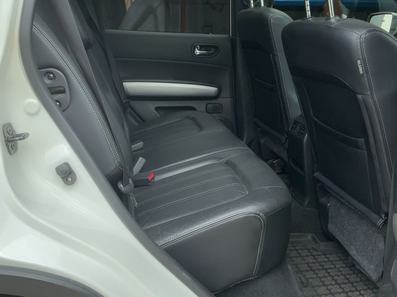 Nissan X-Trail 2.0 dCi LE 4x4 — zdjęcie 14