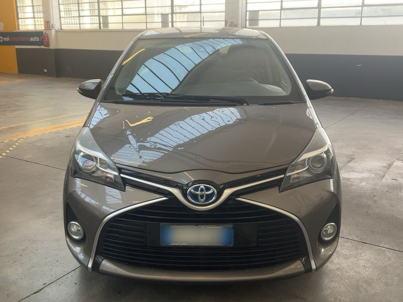 Toyota Yaris 1.5 Hybrid Active — zdjęcie 9