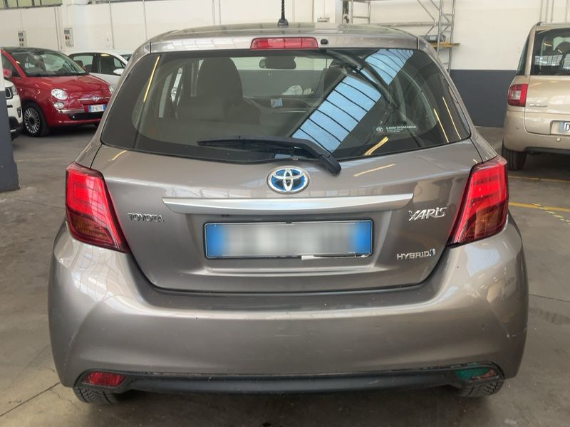 Toyota Yaris 1.5 Hybrid Active — zdjęcie 5