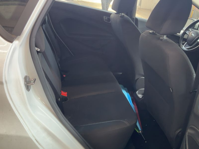 Ford Fiesta 1.4 LPG Business — zdjęcie 14
