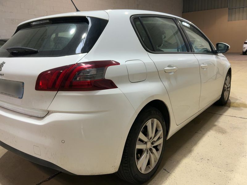 Peugeot 308 1.5 Blue-HDi 2018 – снимка 6