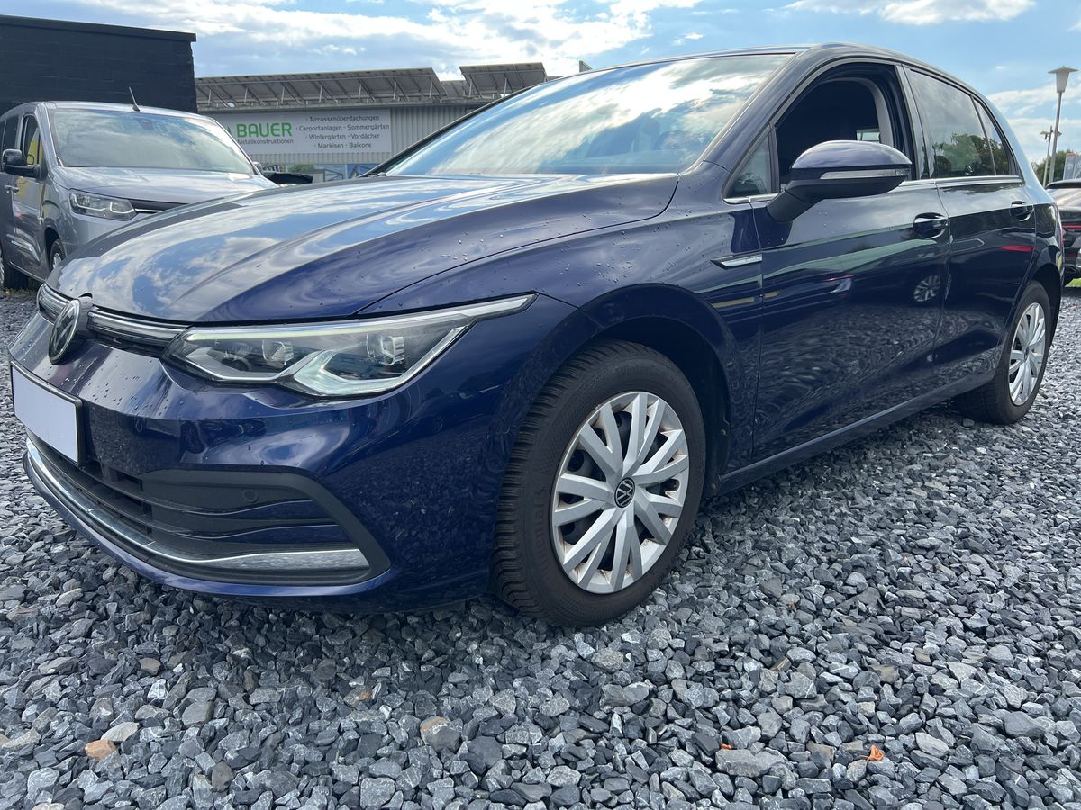 Volkswagen Golf VIII 1.5 eTSI ACT Style