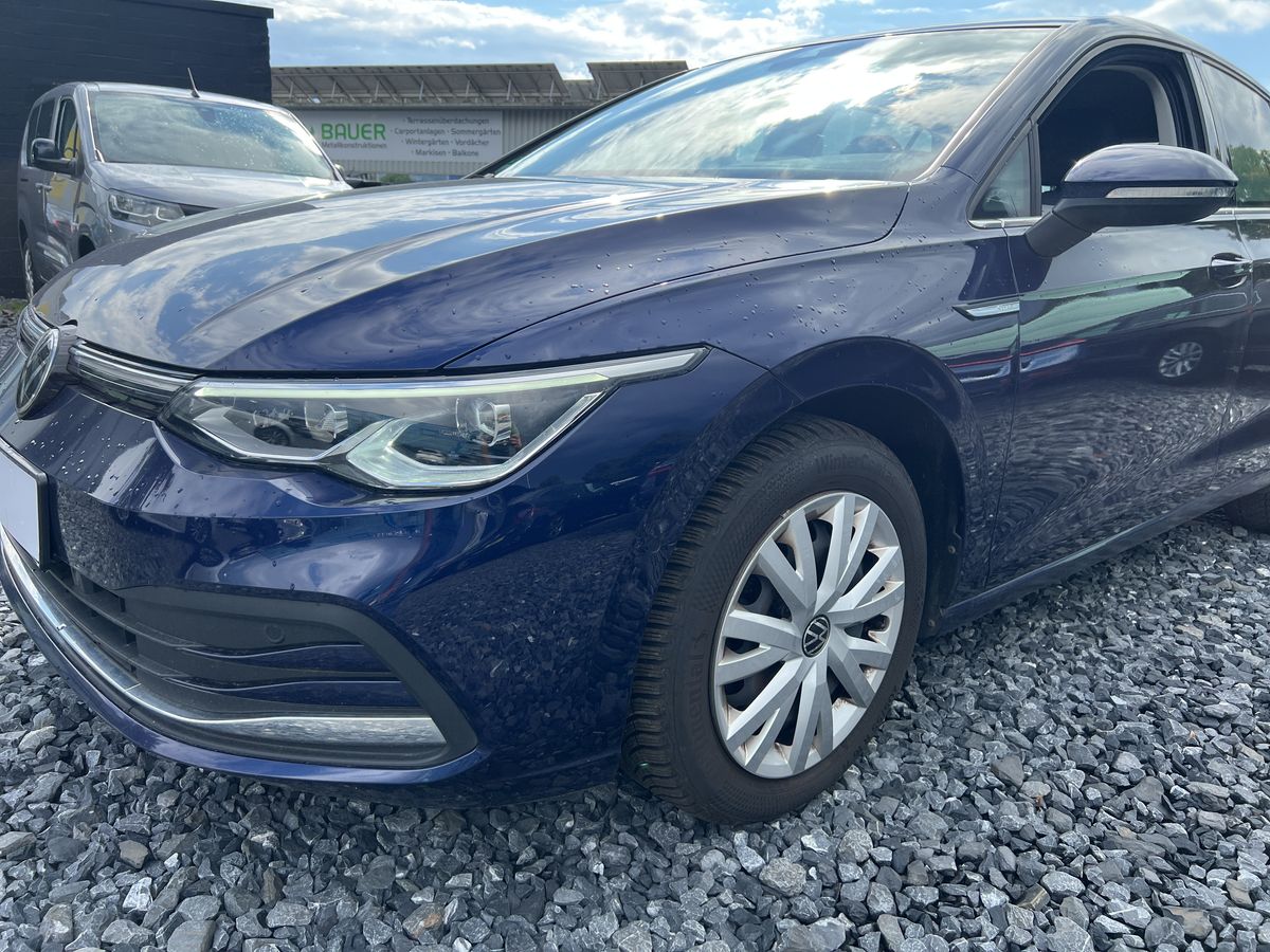 Volkswagen Golf VIII 1.5 eTSI ACT Style