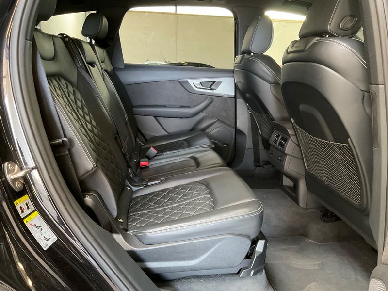 Audi Q7 50 TDI quattro 'S' Edition 2019 – снимка 19