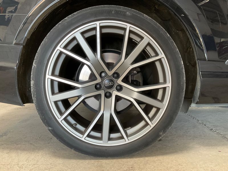 Audi Q7 50 TDI quattro 'S' Edition 2019 – снимка 9