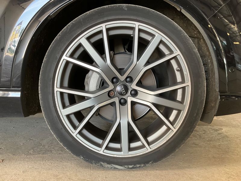 Audi Q7 50 TDI quattro 'S' Edition 2019 – снимка 11