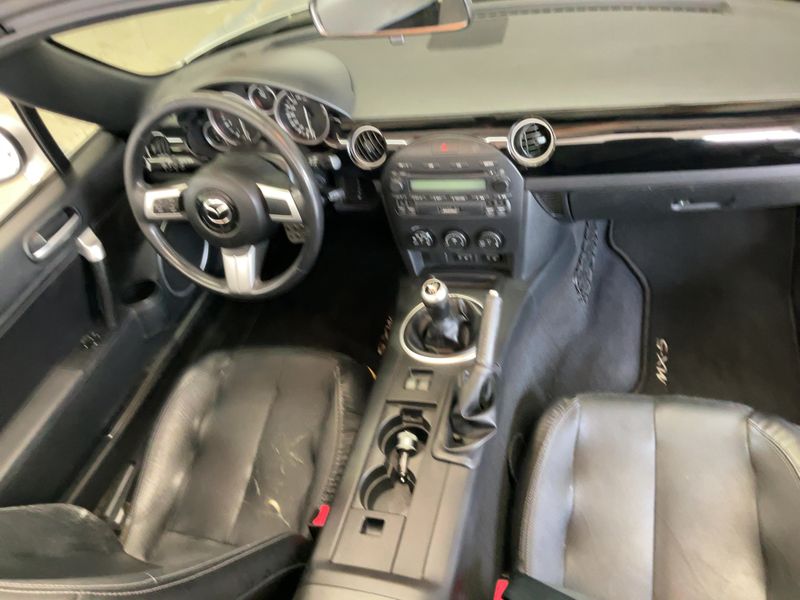 Mazda MX-5 2.0 Expression — zdjęcie 12
