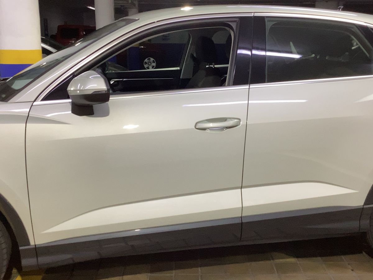 Audi Q3 2021 — photo 5