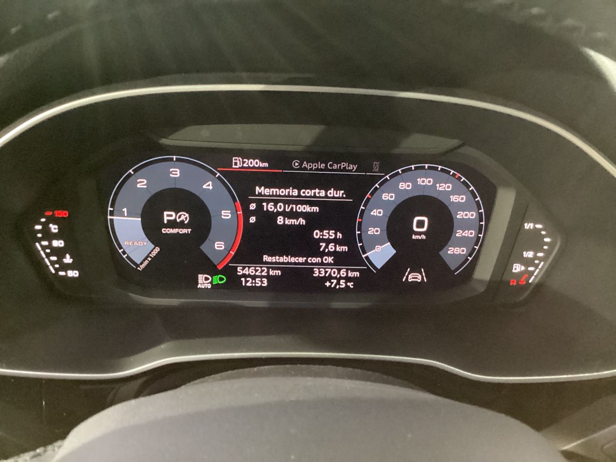 Audi Q3 2021 — photo 19