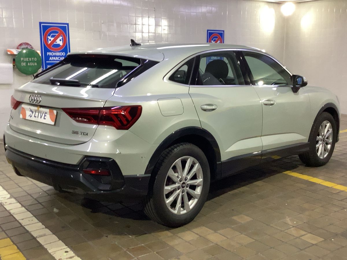 Audi Q3 2021 — photo 9