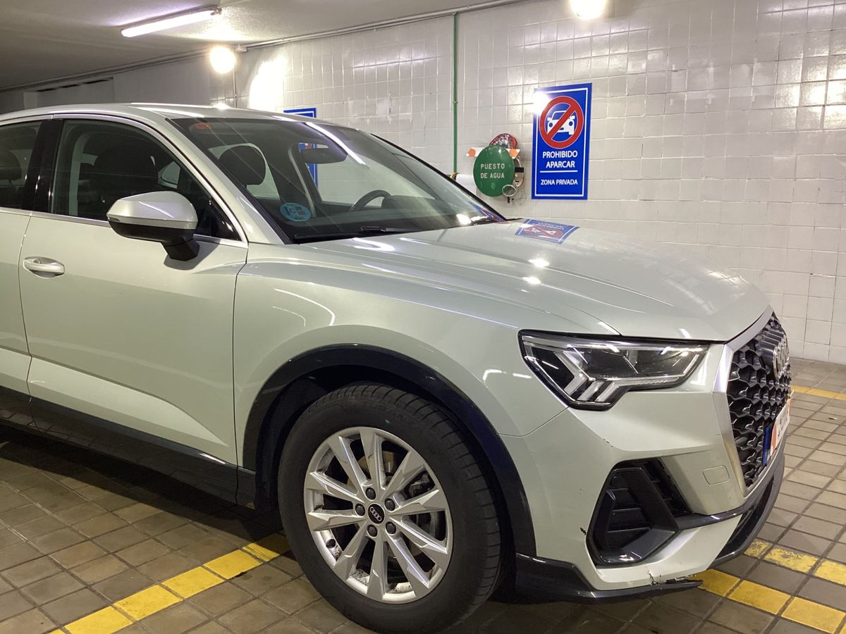 Audi Q3 2021 — photo 13