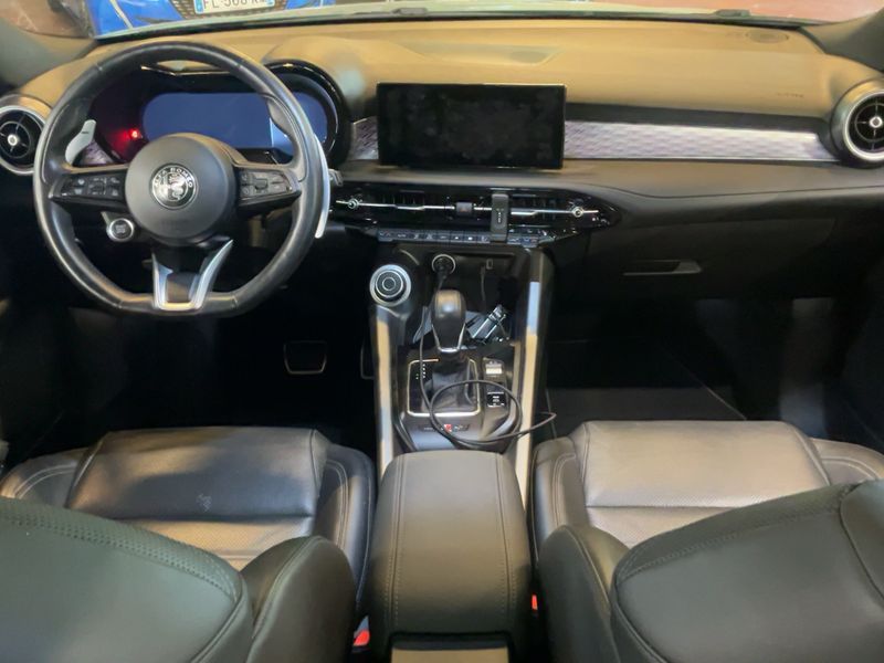 Alfa Romeo Tonale 1.3 Plug-in Hybrid Veloce AWD — zdjęcie 12