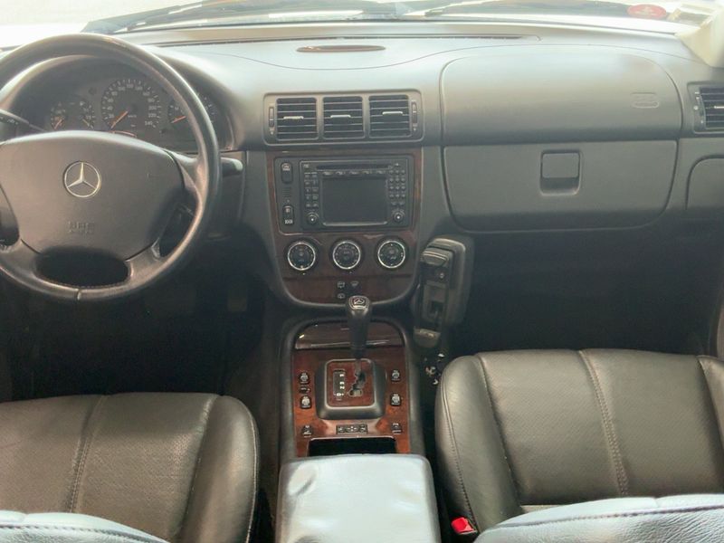 Mercedes-Benz M-Klasse ML 270 CDI — zdjęcie 12
