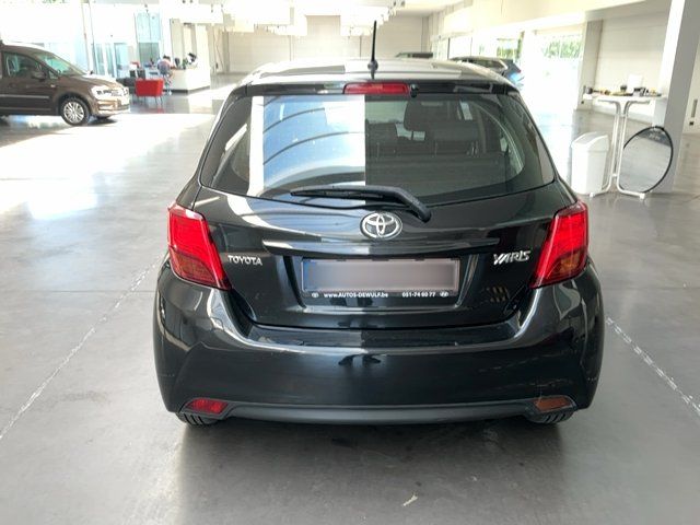 Toyota Yaris 1.0 VVT-i Comfort 2016 – снимка 7