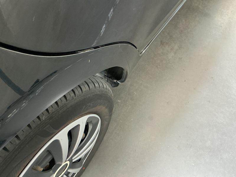 Toyota Yaris 1.0 VVT-i Comfort 2016 – снимка 22
