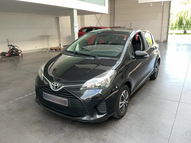 Toyota Yaris 2016