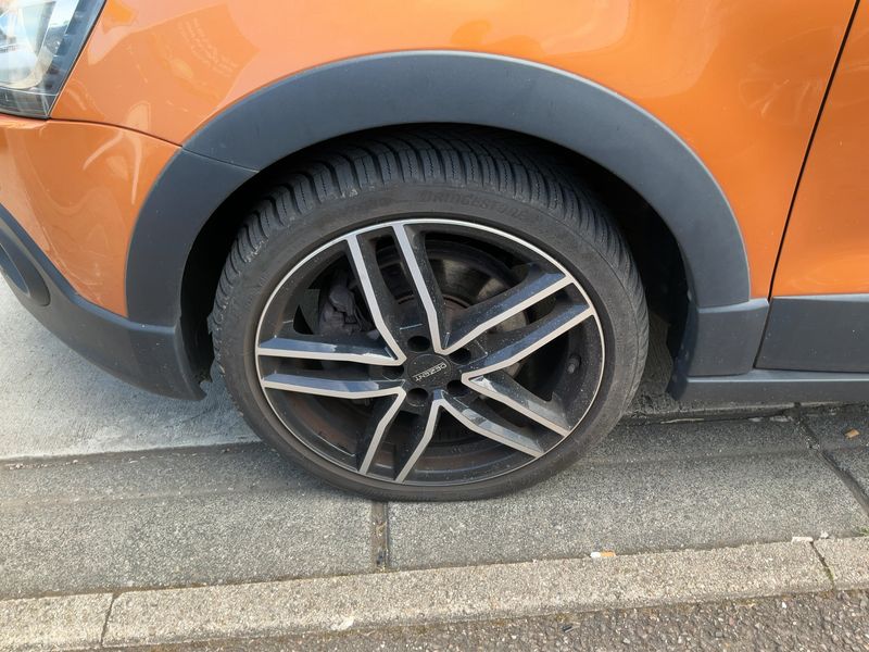Volkswagen Polo 1.2 TSI CrossPolo BlueMotion Tech 2015 – снимка 3