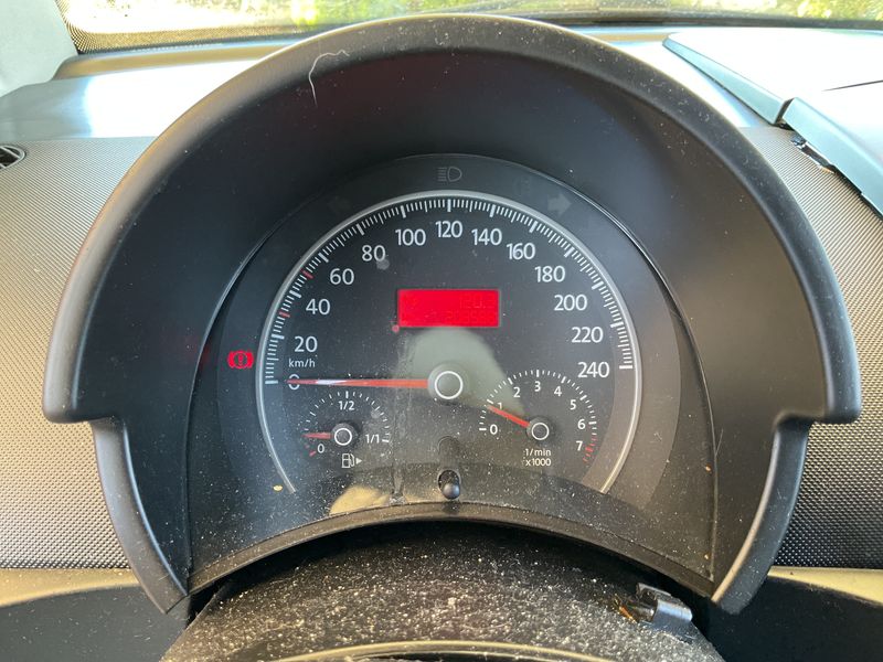 Volkswagen New Beetle 1.6 — zdjęcie 15